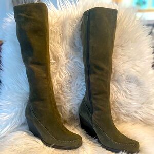 Tall suede boots. Olive green. Size 8W.